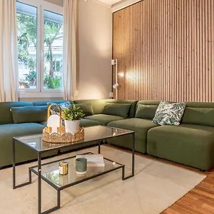 design-apartment-sagrada-familia.topbarcelonahotels.com/